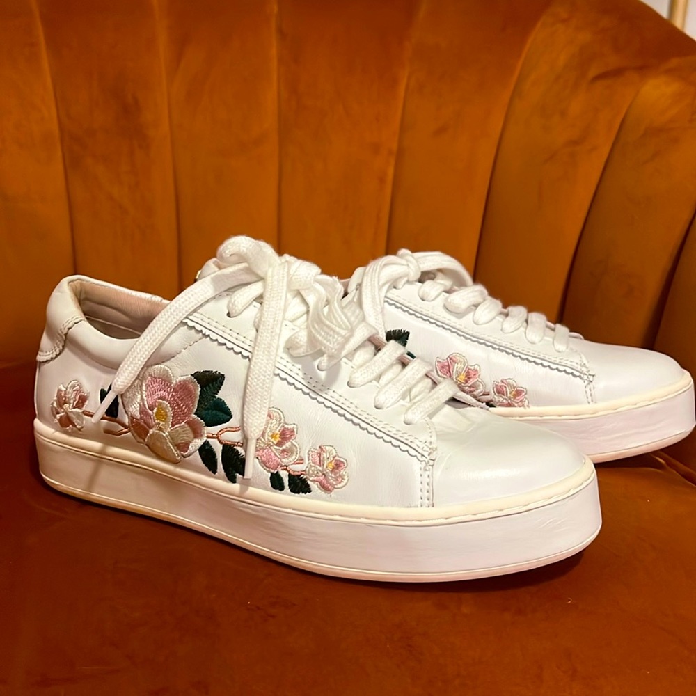 Kate Spade Floral White Sneakers Size 7